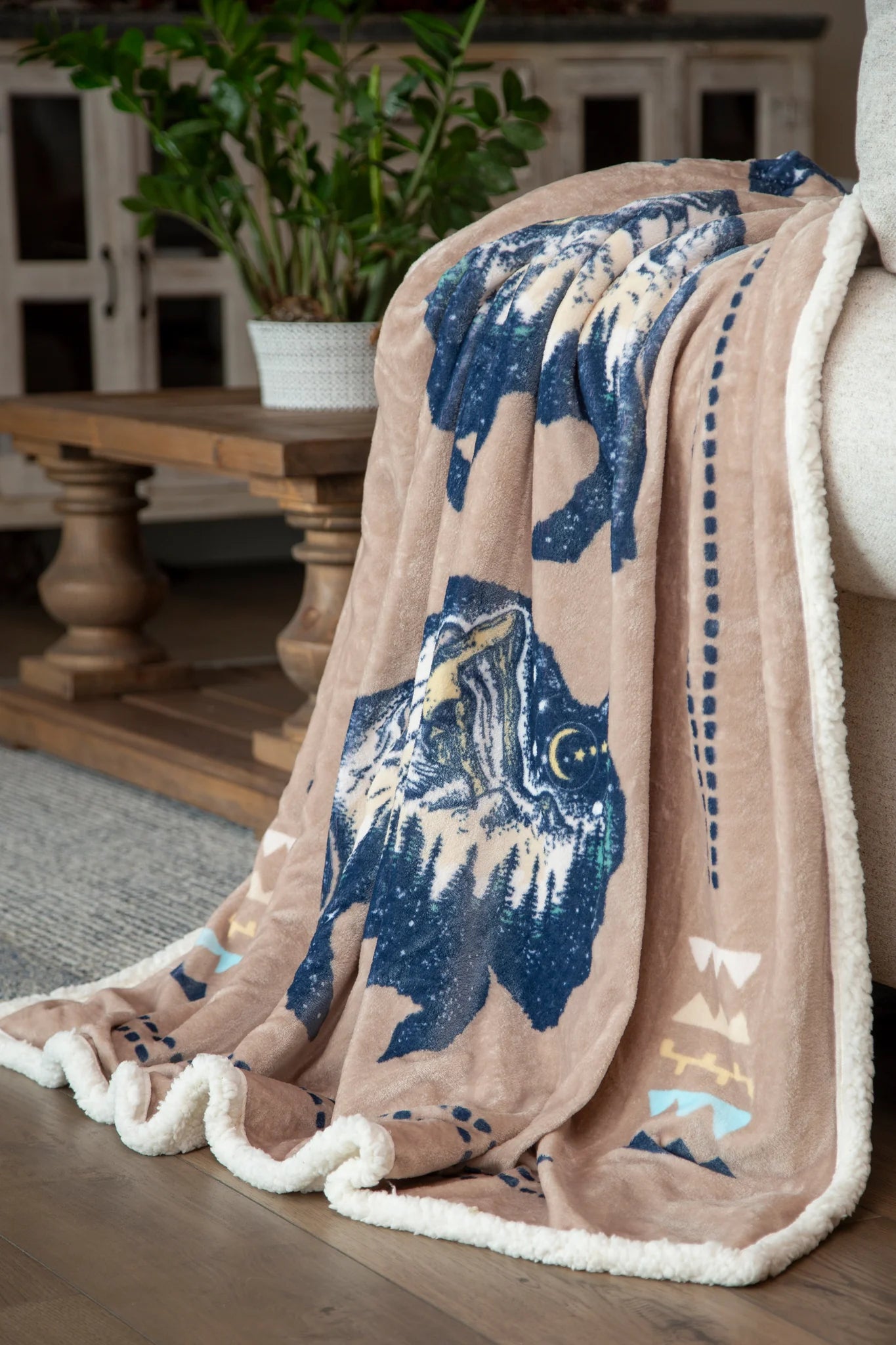 Three Buffalo Plush Sherpa Throw